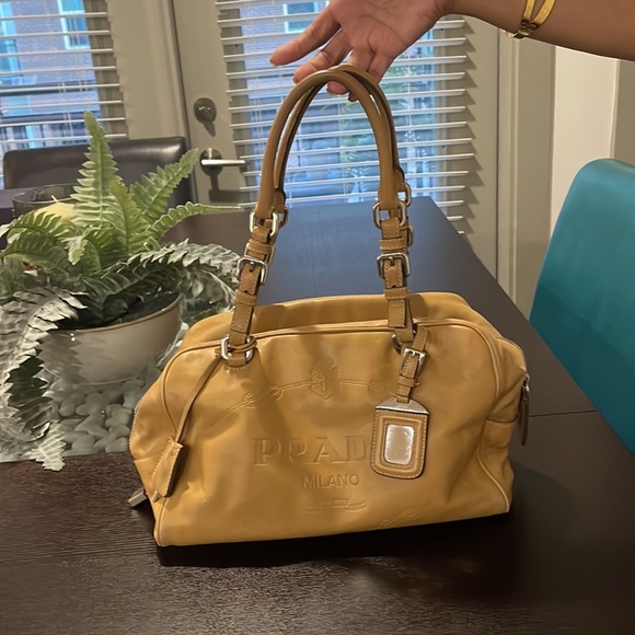 Authentic Prada handbag - Picture 8 of 8